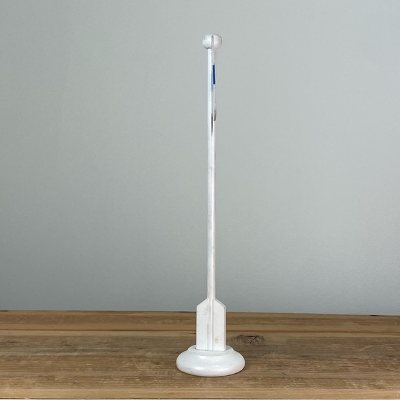 Vintage Wooden Table Flag Display Flag Pole - Finland Finnish White & Blue - Picture 4 of 10